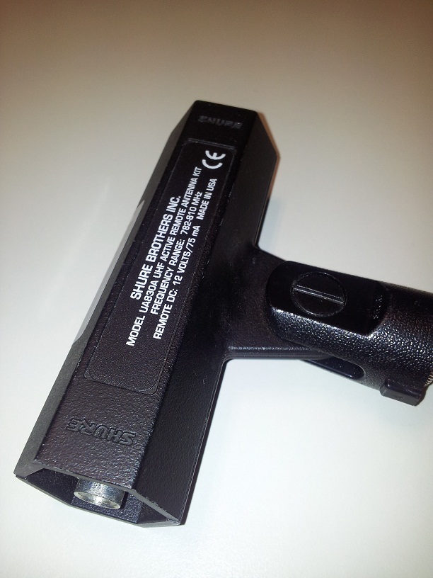 UA830A UHF Active Remote Antenna Kit Shure